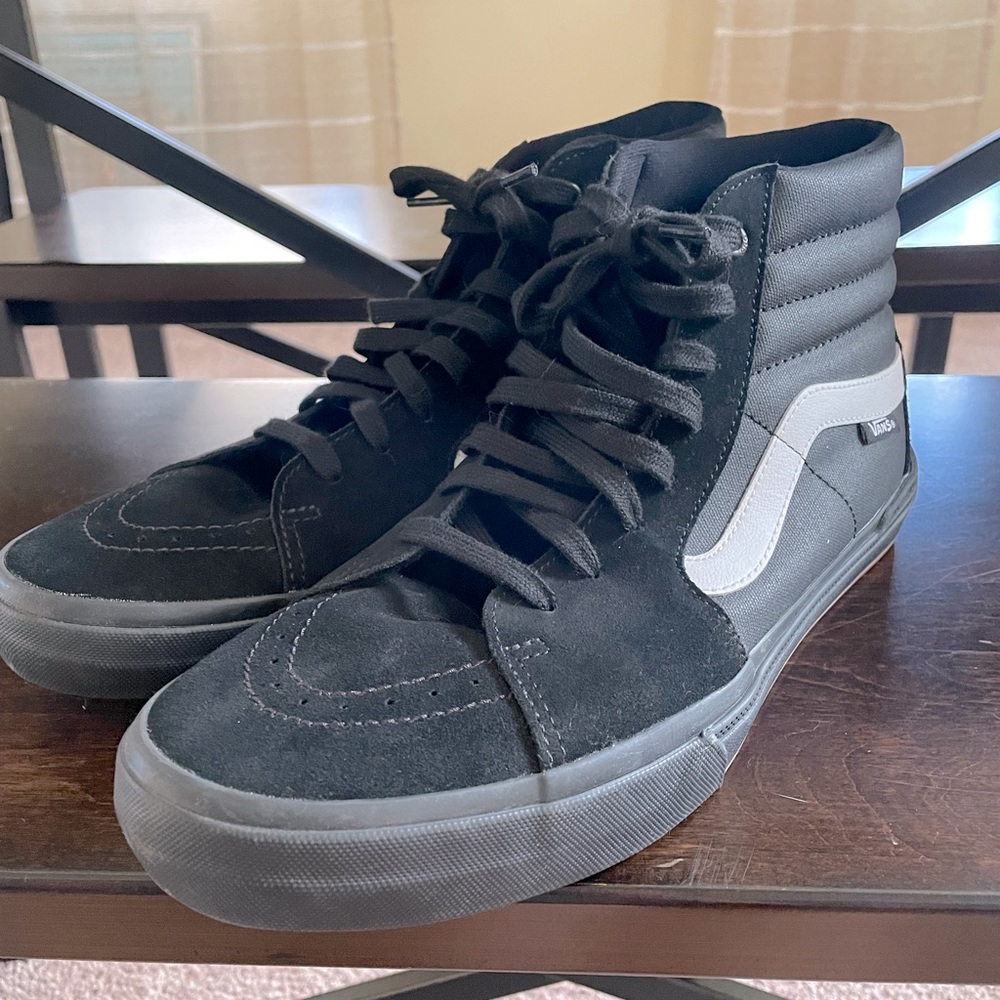 Mens hightop Vans